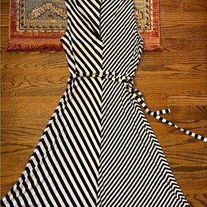 Calvin Klein women’s sleeveless midi sheath dress striped size m black and white